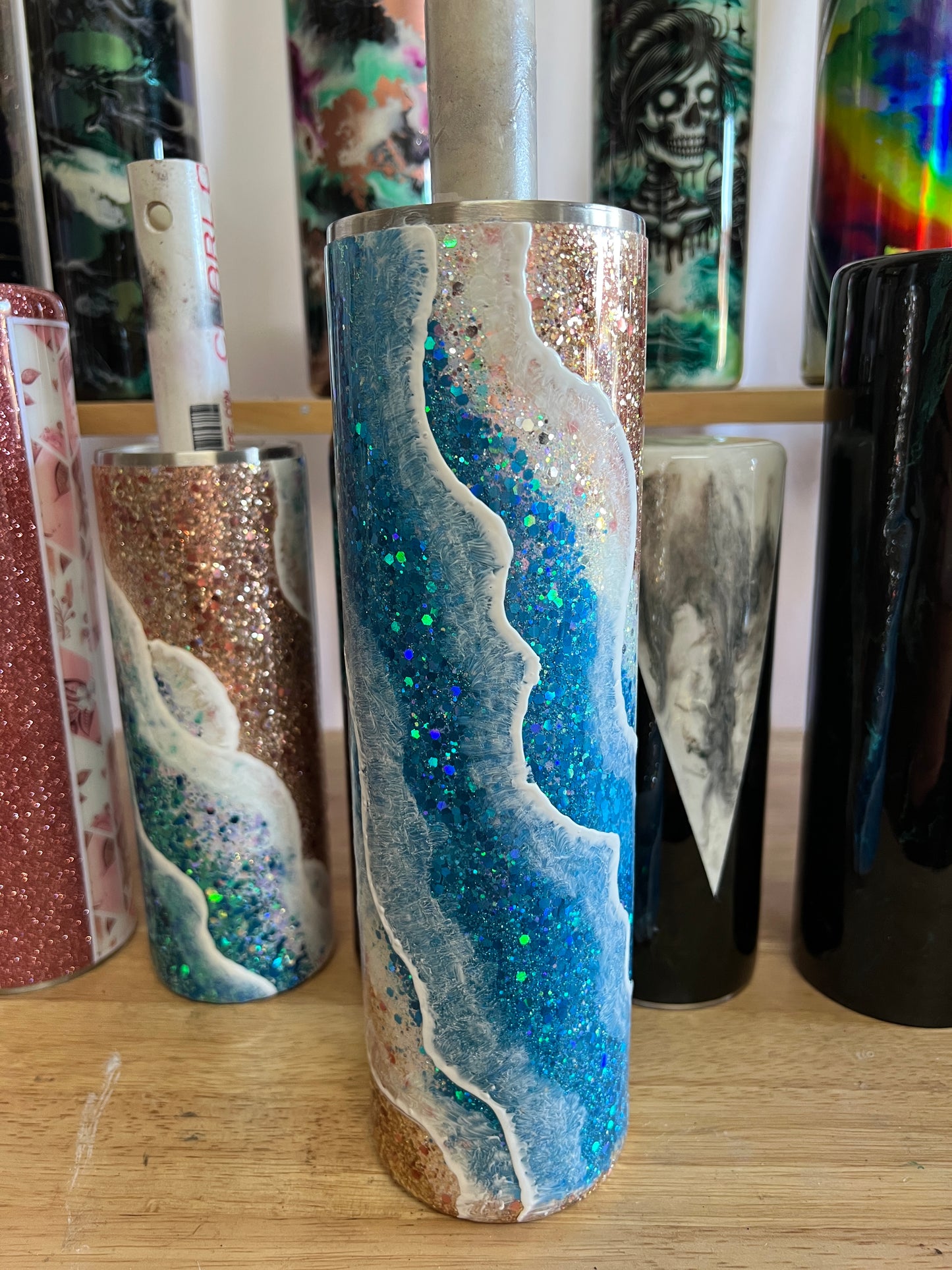 Glitter beach with waves